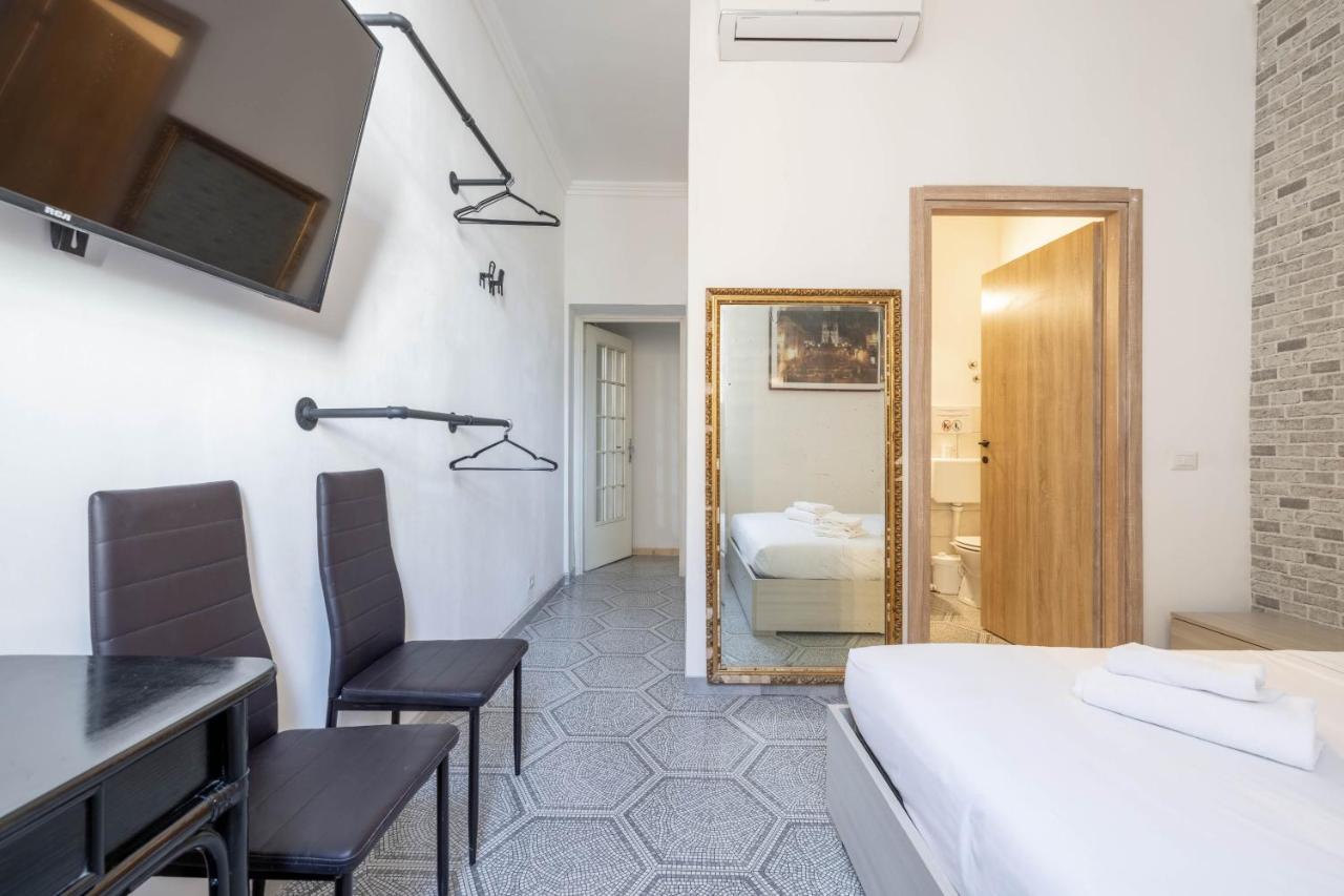Vg Piazza Navona 5 Stelle Montecitorio Room Rom Exterior foto